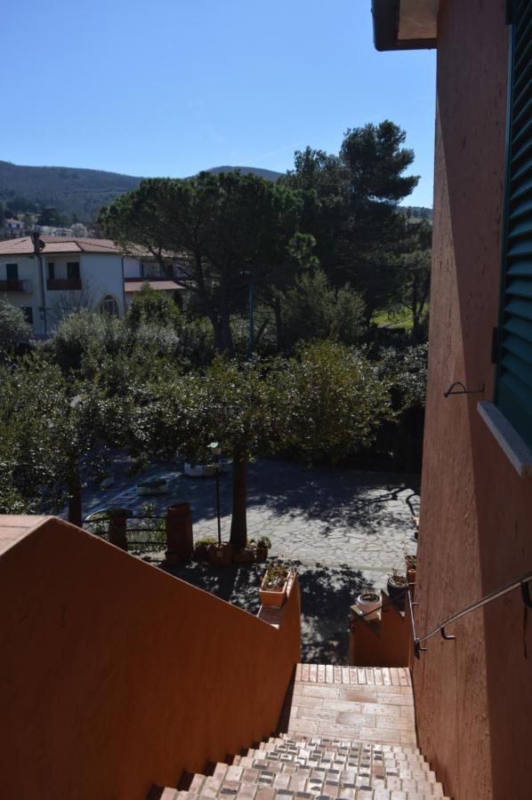 Hotel Il Poggetto Castellina Marittima Zewnętrze zdjęcie