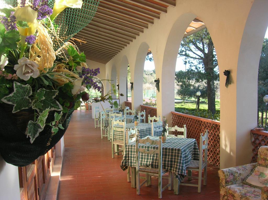 Hotel Il Poggetto Castellina Marittima Zewnętrze zdjęcie