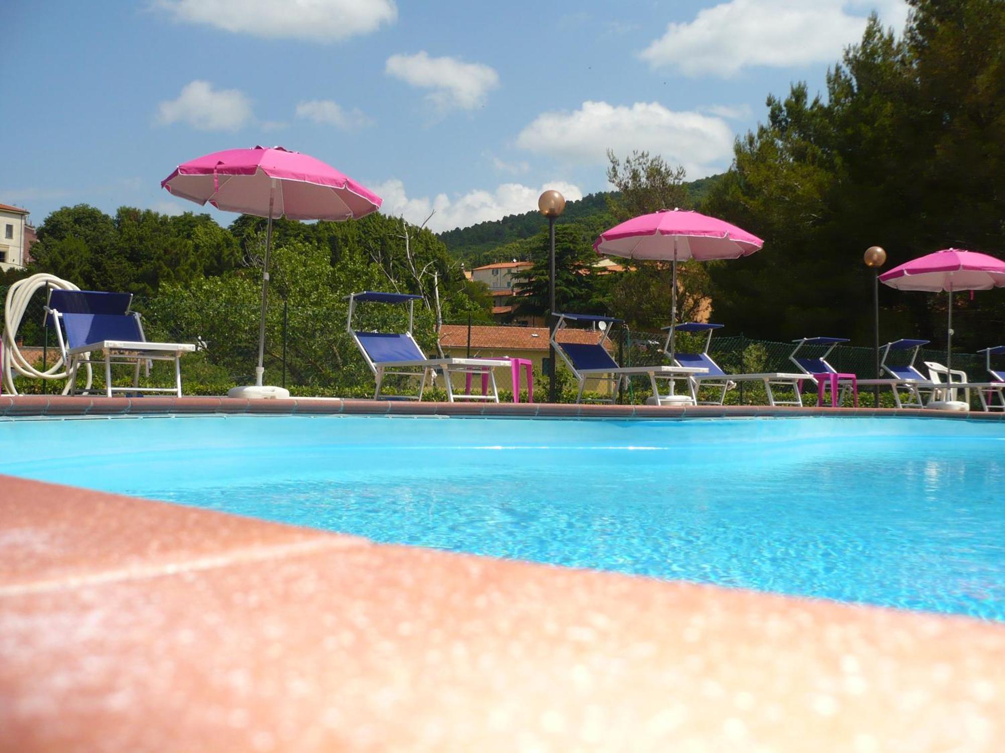 Hotel Il Poggetto Castellina Marittima Zewnętrze zdjęcie