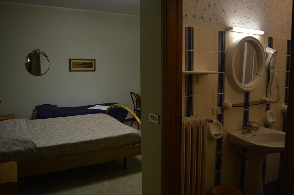 Hotel Il Poggetto Castellina Marittima Zewnętrze zdjęcie