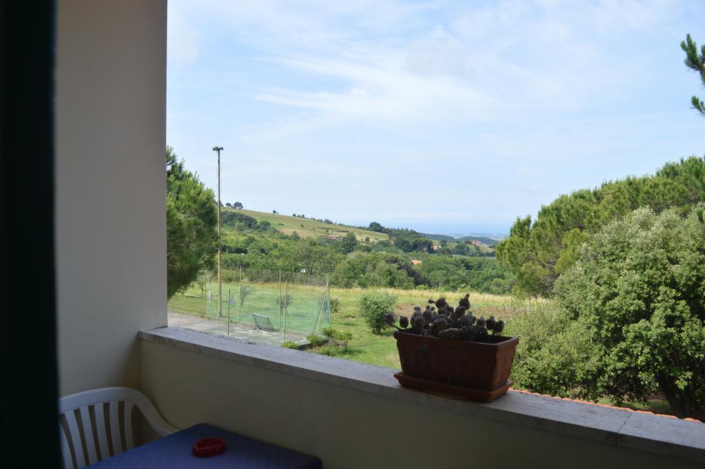 Hotel Il Poggetto Castellina Marittima Zewnętrze zdjęcie