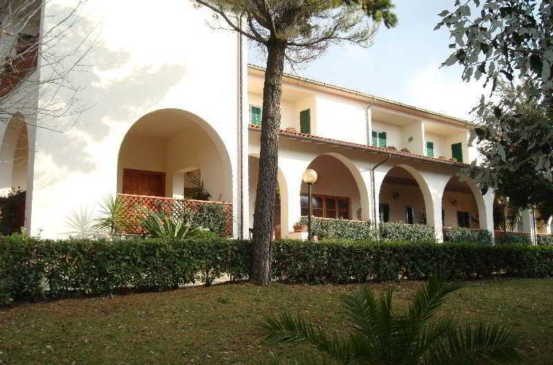 Hotel Il Poggetto Castellina Marittima Zewnętrze zdjęcie